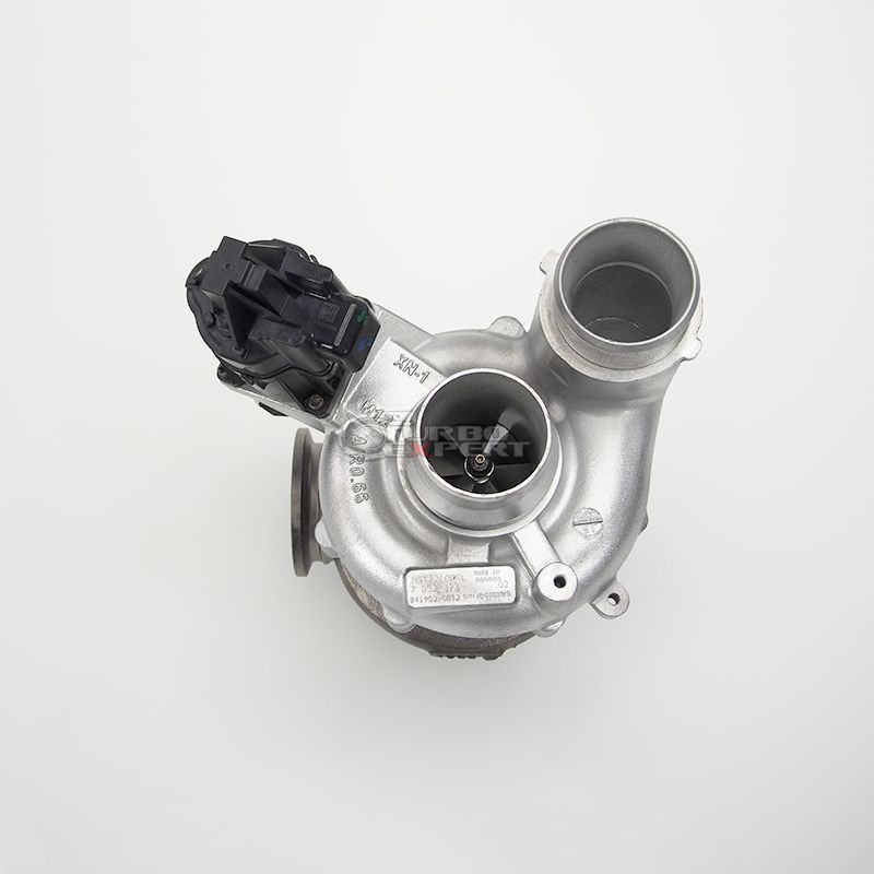 Turbo BMW M5 G30 M8 G14 G15 G16 X5 M G05 X6 M G06 - 4.4l 600KM/441kW | 625KM/460kW